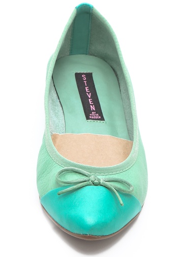 Dreamt Cap Toe Flats