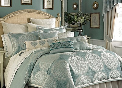 Reba Newport Reversible Bedding Collection