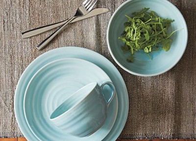 Crafted Dinnerware - Ice Blue