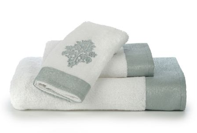 Reba “Highland Park” Bath Towels