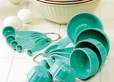 Bundt Measuring Cups and Spoons