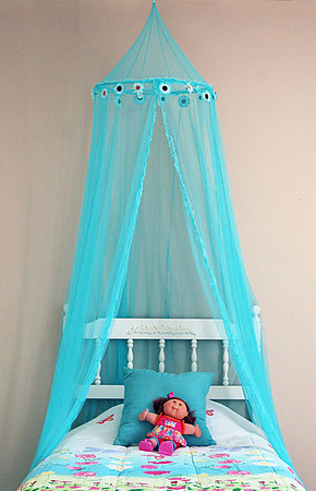 Blue Daisy Canopy | Everything Turquoise