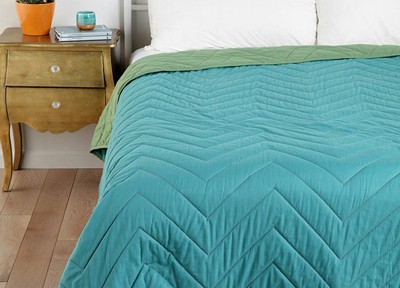 Magical Thinking Zigzag Stitch Quilt