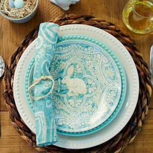 Turquoise Graphic Bunny Plate Set | Everything Turquoise