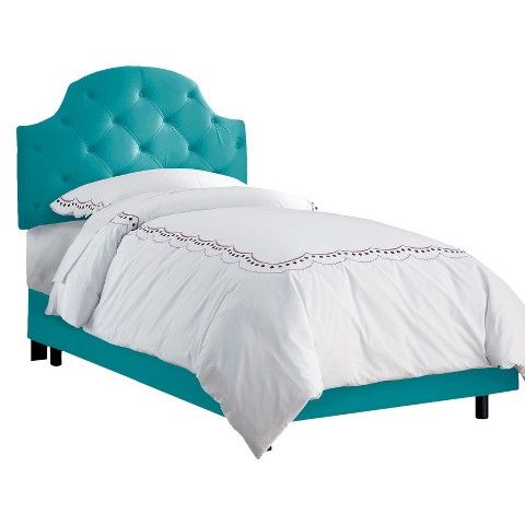 Juliette Turquoise Tufted Bed